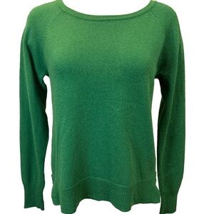 Tahari 100% Merino Wool Crew Neck Sweater-Medium/Large
